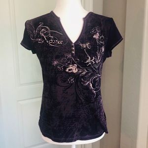 Rhinestone embellished V-neck T-shirt Medium